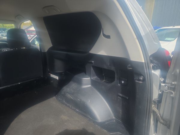 Toyota Land Cruiser GX SWB Auto 384243465