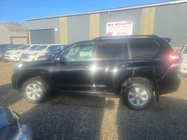 Toyota Land Cruiser LC GX LWB 384269085