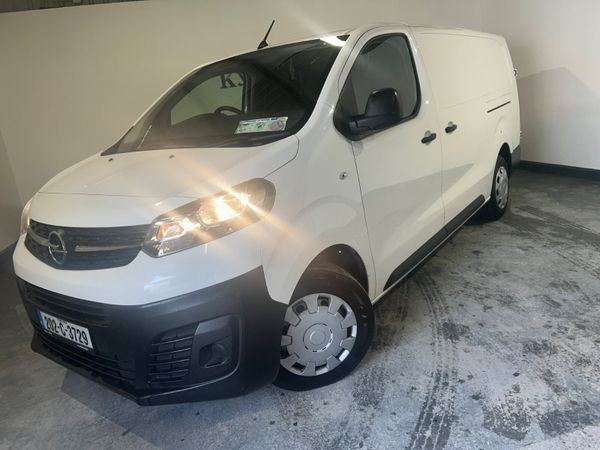 Opel Vivaro 2020 384298774