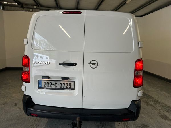 Opel Vivaro 2020 384298803