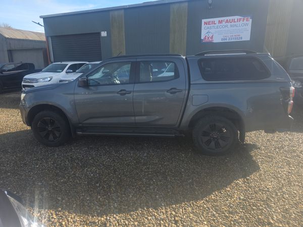 Isuzu D-Max LSE Manual 384239710
