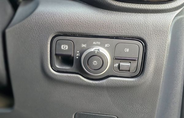 IN STOCK – 2025 PRICING – Vito 119E Select Auto 384341575