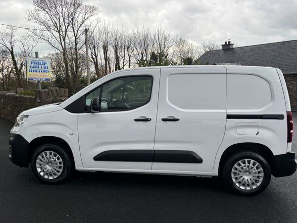 Fiat Doblo 2023 Tecnico Plus High Spec Low mileage 384370086