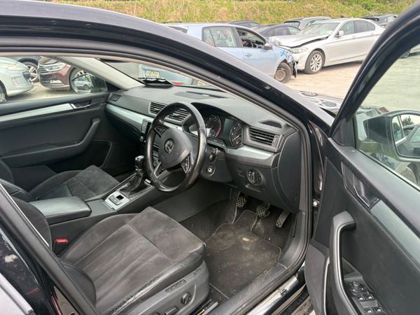 2016 Skoda Supurb *For Parts* 384381077