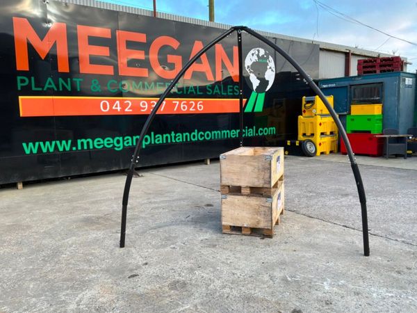 UNUSED STEEL FRAME / SWING CHAIR STAND.....464 384440443
