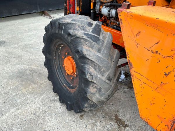 D2000 TELESCOPIC WHEELED  LOADER........941p. 384449703