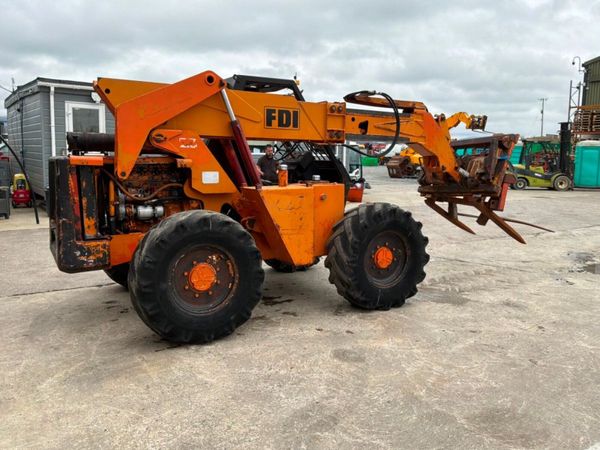 D2000 TELESCOPIC WHEELED  LOADER........941p. 384449706