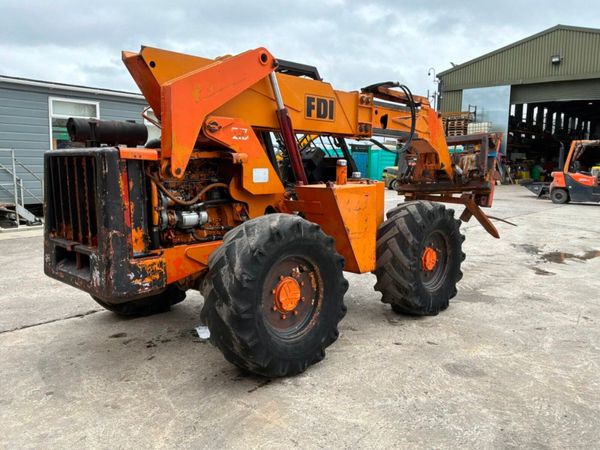 D2000 TELESCOPIC WHEELED  LOADER........941p. 384449707