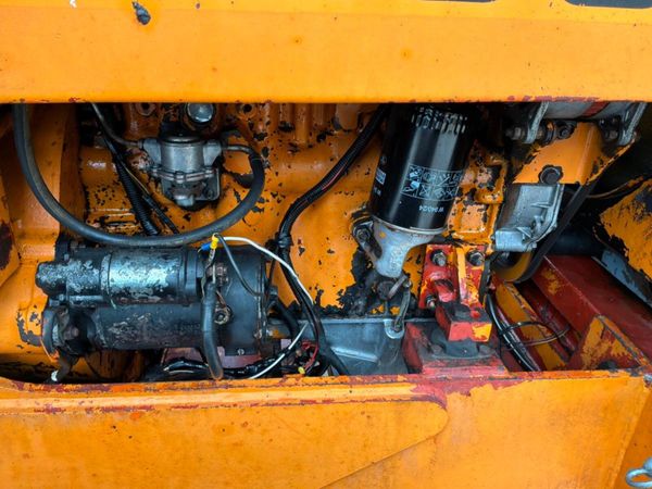 D2000 TELESCOPIC WHEELED  LOADER........941p. 384449710