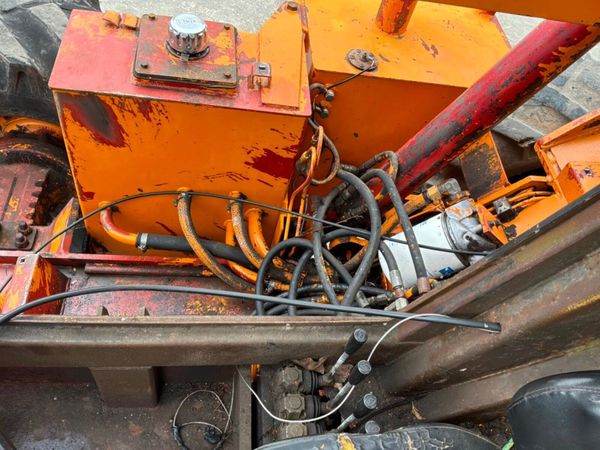 D2000 TELESCOPIC WHEELED  LOADER........941p. 384449715