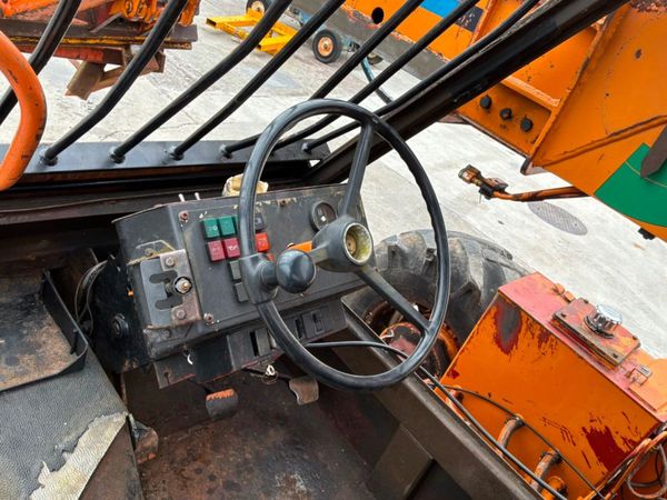 D2000 TELESCOPIC WHEELED  LOADER........941p. 384449717