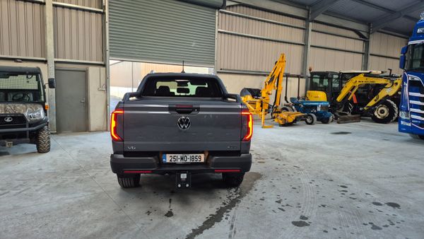 Volkswagen Amarok 2025 384457454
