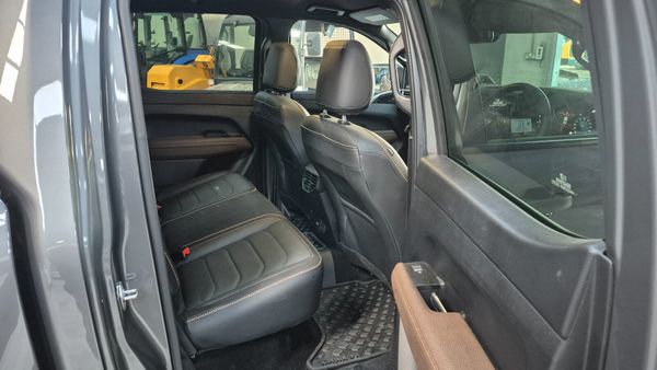 Volkswagen Amarok 2025 384457457