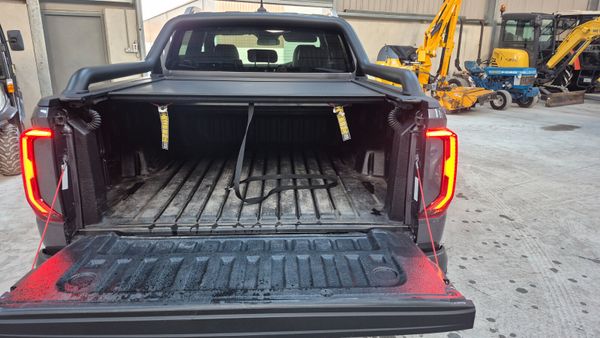 Volkswagen Amarok 2025 384457459