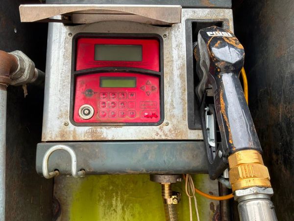 STATIC FUEL STORAGE BOWSER......1212. 384460164