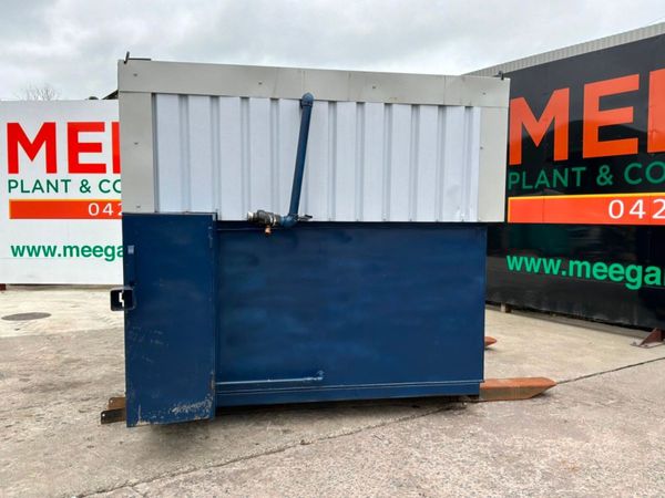 STATIC FUEL STORAGE BOWSER......1212. 384460176