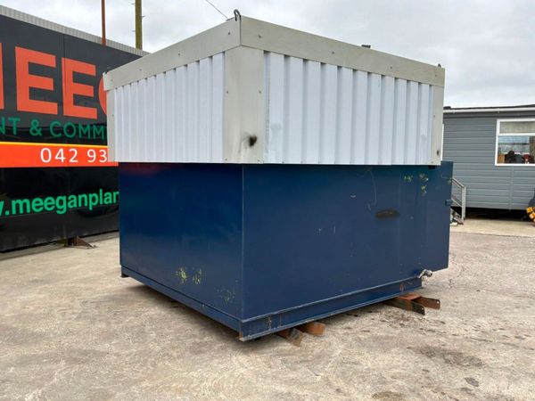 STATIC FUEL STORAGE BOWSER......1212. 384460178