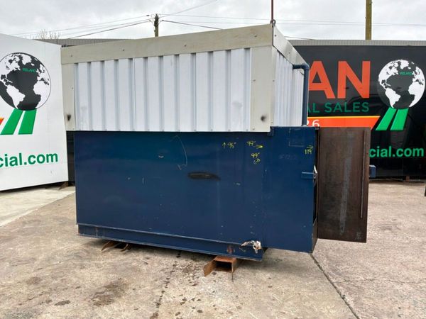 STATIC FUEL STORAGE BOWSER......1212. 384460179