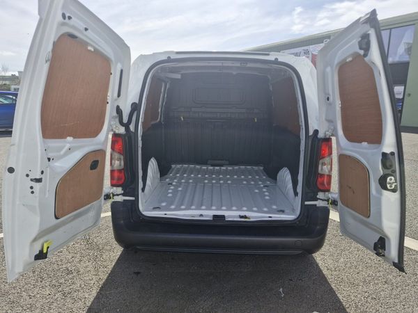 Opel Combo 2021 384464524