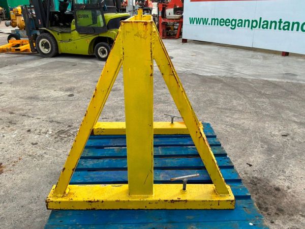 FORKLIFT LIFTING FRAME ATTACHMENT...........803v. 384485858