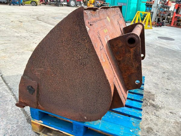 56" MANITOU TELEPORTER LOADER BUCKET....153w. 384486049