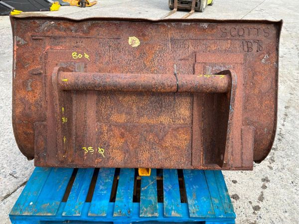 56" MANITOU TELEPORTER LOADER BUCKET....153w. 384486061