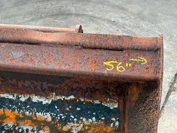 56" MANITOU TELEPORTER LOADER BUCKET....153w. 384486037