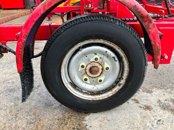 SEB INTERNATIONAL CABLE DRUM TRAILER.......751 384551112