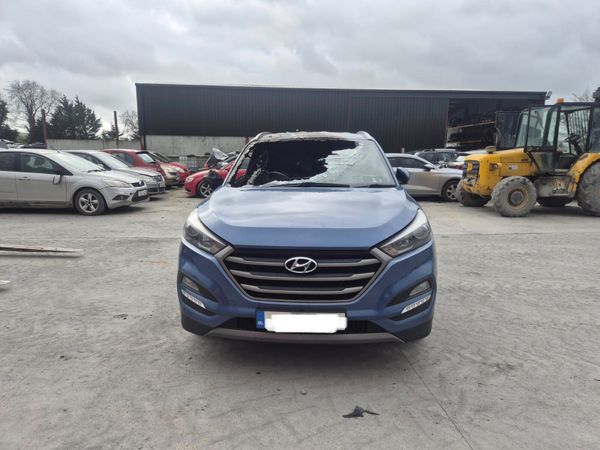 2017 Hyundai Tucson *For Parts* 384559404
