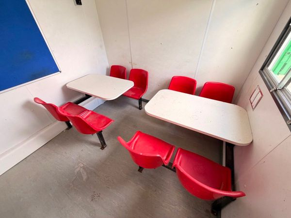 25 x 9 welfare unit , canteen , site office + toil 384562400