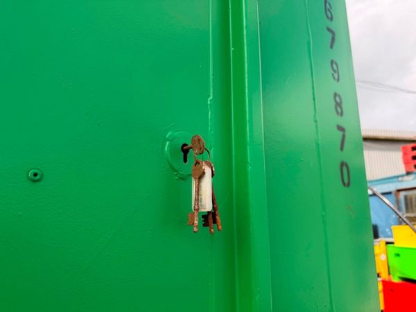 25 x 9 welfare unit , canteen , site office + toil 384562409