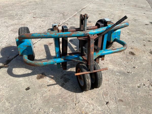 ROUGH TERRAIN PALLET TRUCK.....796. 384568774