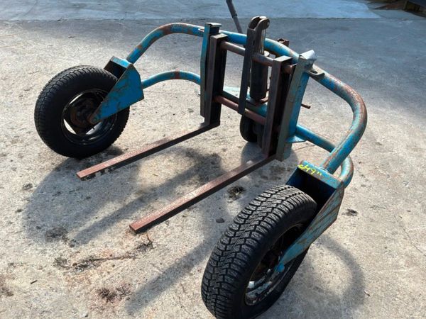 ROUGH TERRAIN PALLET TRUCK.....796. 384568776