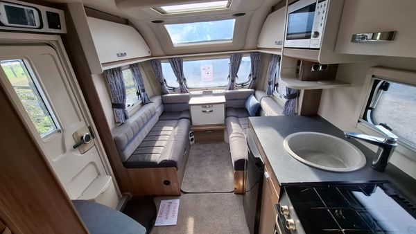 Swift Sprite Major Island Bed Caravan 384509340