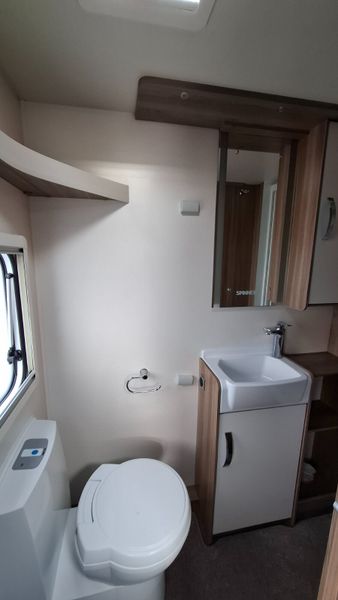 Swift Sprite Major Island Bed Caravan 384509345