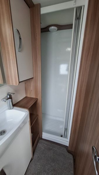 Swift Sprite Major Island Bed Caravan 384509346