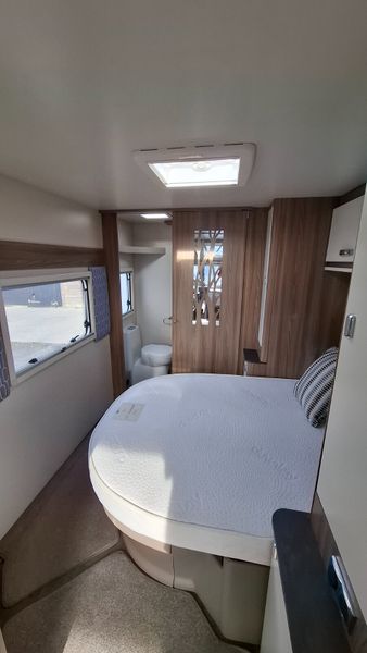 Swift Sprite Major Island Bed Caravan 384509347