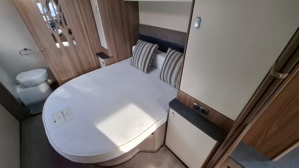 Swift Sprite Major Island Bed Caravan 384509349