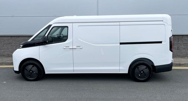 New All Electric Farizon Super Van L2 H2 384509547
