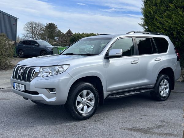 Toyota Land Cruiser Business class 2021 384520448