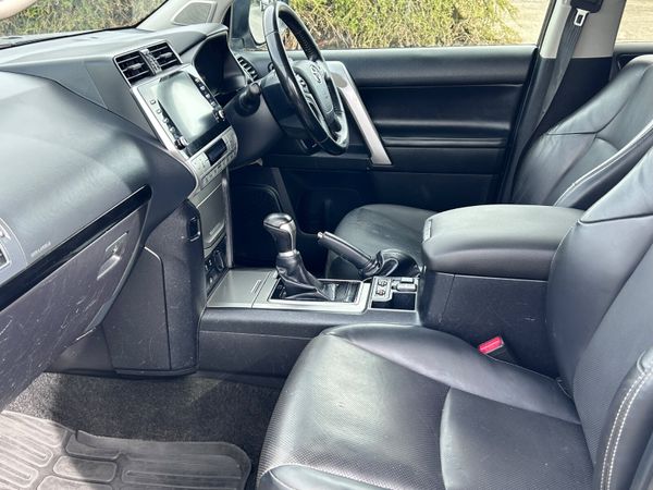 Toyota Land Cruiser Business class 2021 384520458