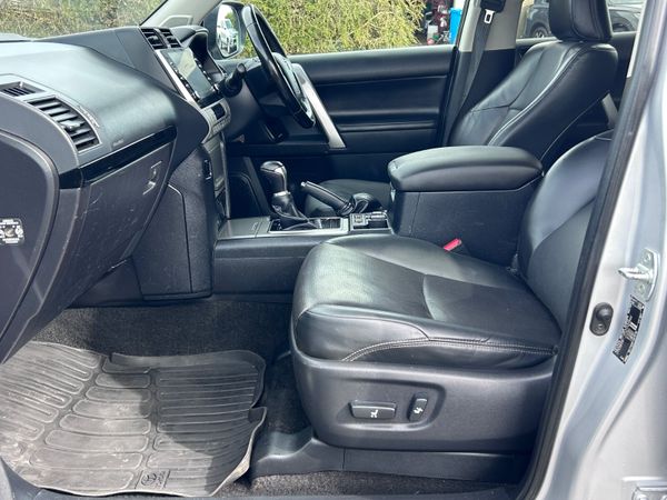 Toyota Land Cruiser Business class 2021 384520460