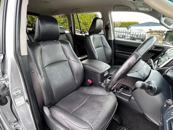 Toyota Land Cruiser Business class 2021 384520464