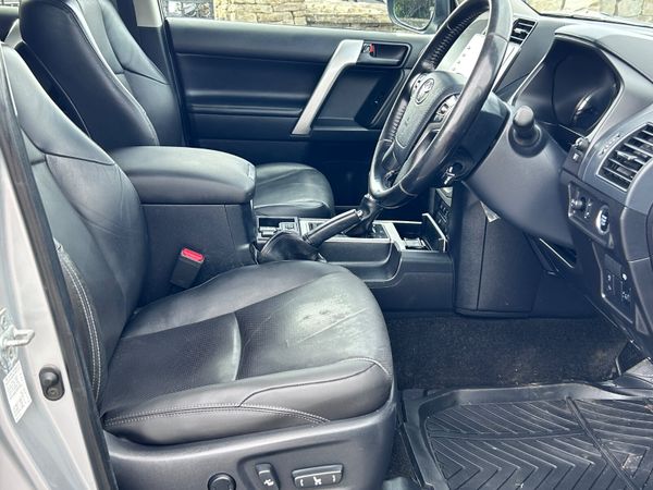 Toyota Land Cruiser Business class 2021 384520467