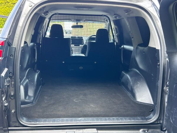 2023 Toyota Land Cruiser LWB Auto 384520432