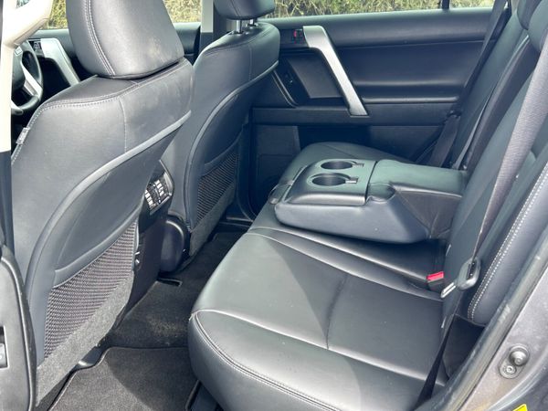 2016 Toyota Landcruiser Business €333 Tax 384520516