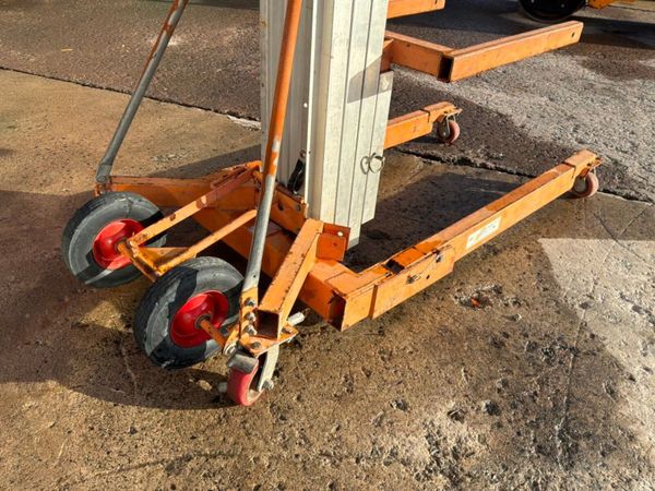 'SAFETY LIFTING' SLA15  MATERIAL LIFT HOIST...1052 384531561