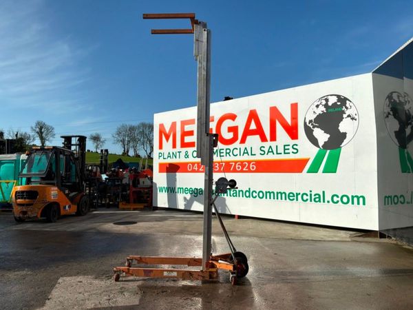 'SAFETY LIFTING' SLA15  MATERIAL LIFT HOIST...1052 384531572