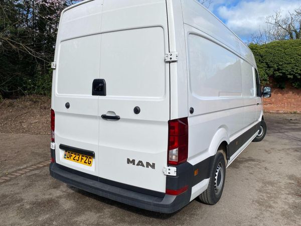 Man TGE 2023 super low mileage 384539483