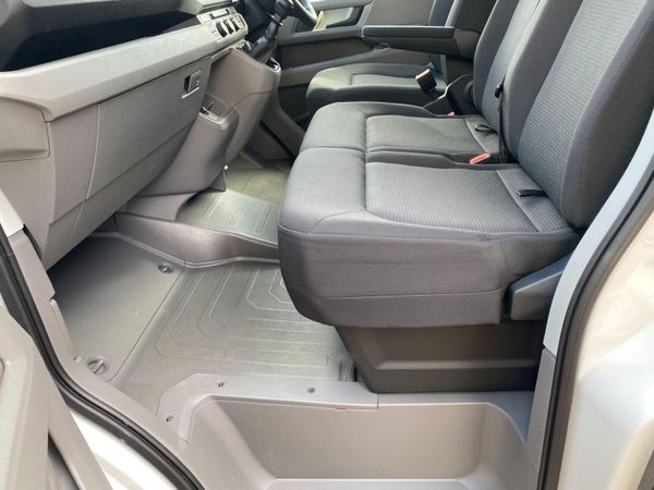 Man TGE 2023 super low mileage 384539496